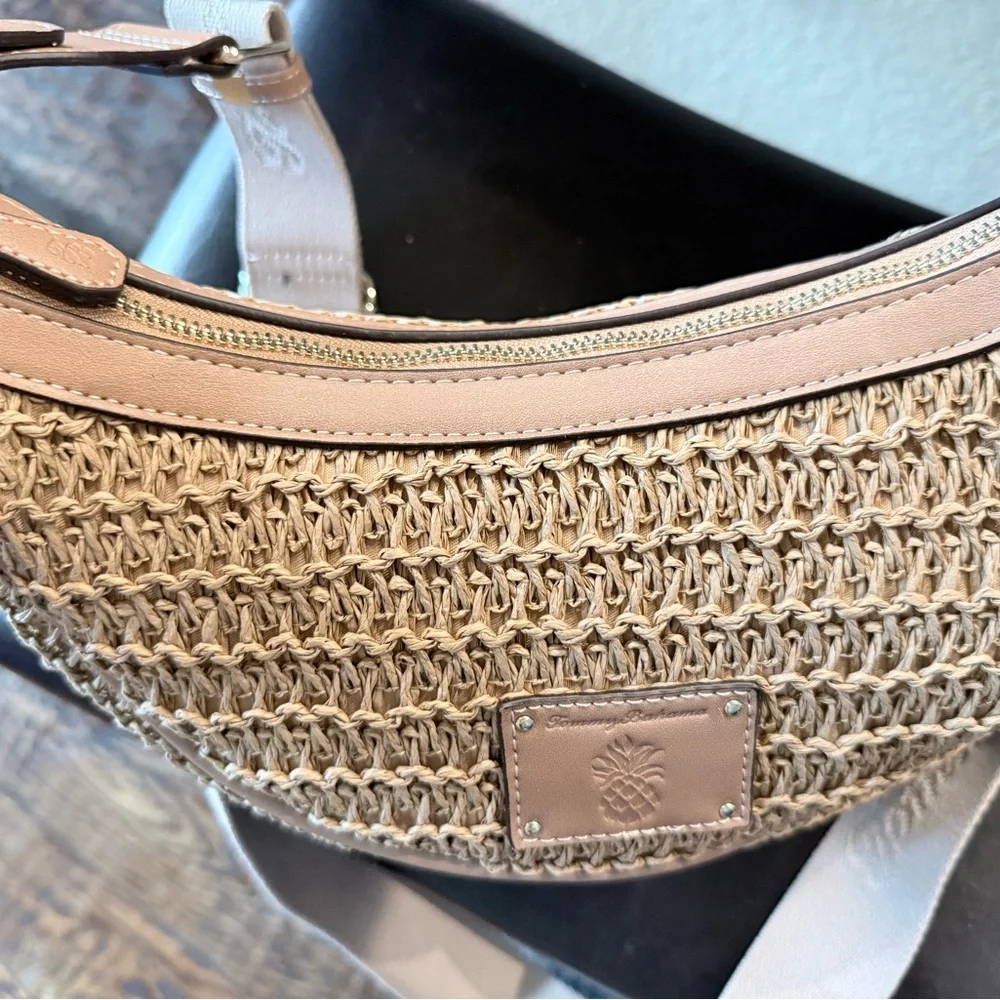 Stylish Tan Woven Tommy Bahama Shoulder Bag- NEW! - Picture 5 of 5